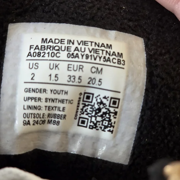 Converse Kids Sneakers in Gold and White - Picture 13 of 14